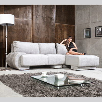 Sala en L Montecarlo